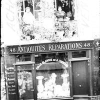 Rouen. Commerce de réparation de meubles et d'antiquités A. Thénard au 48 rue des Carmes