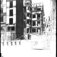 Rouen. Démolitions de maisons du côté nord de la place de la Cathédrale