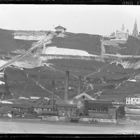 Vue générale sur le funiculaire de Bonsecours le jour de son inauguration le 19 juin 1892