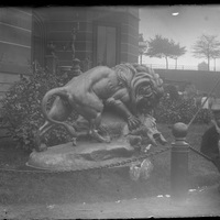 Statue