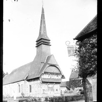 Église dans un village