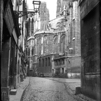 Rouen. La rue des Bonnetiers