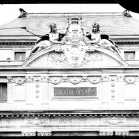 Rouen. Fronton du Théâtre des Arts