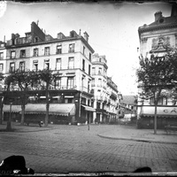 Rouen. Cours Boieldieu, devant le Théâtre des Arts