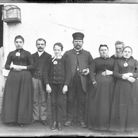 Portrait de famille en extérieur