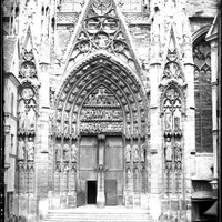 Cathédrale de Rouen. Portail de la Calende