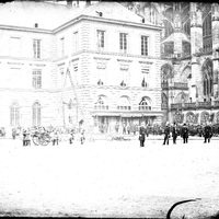 Rouen. Démonstration de sapeur-pompiers place de l'Hôtel de Ville